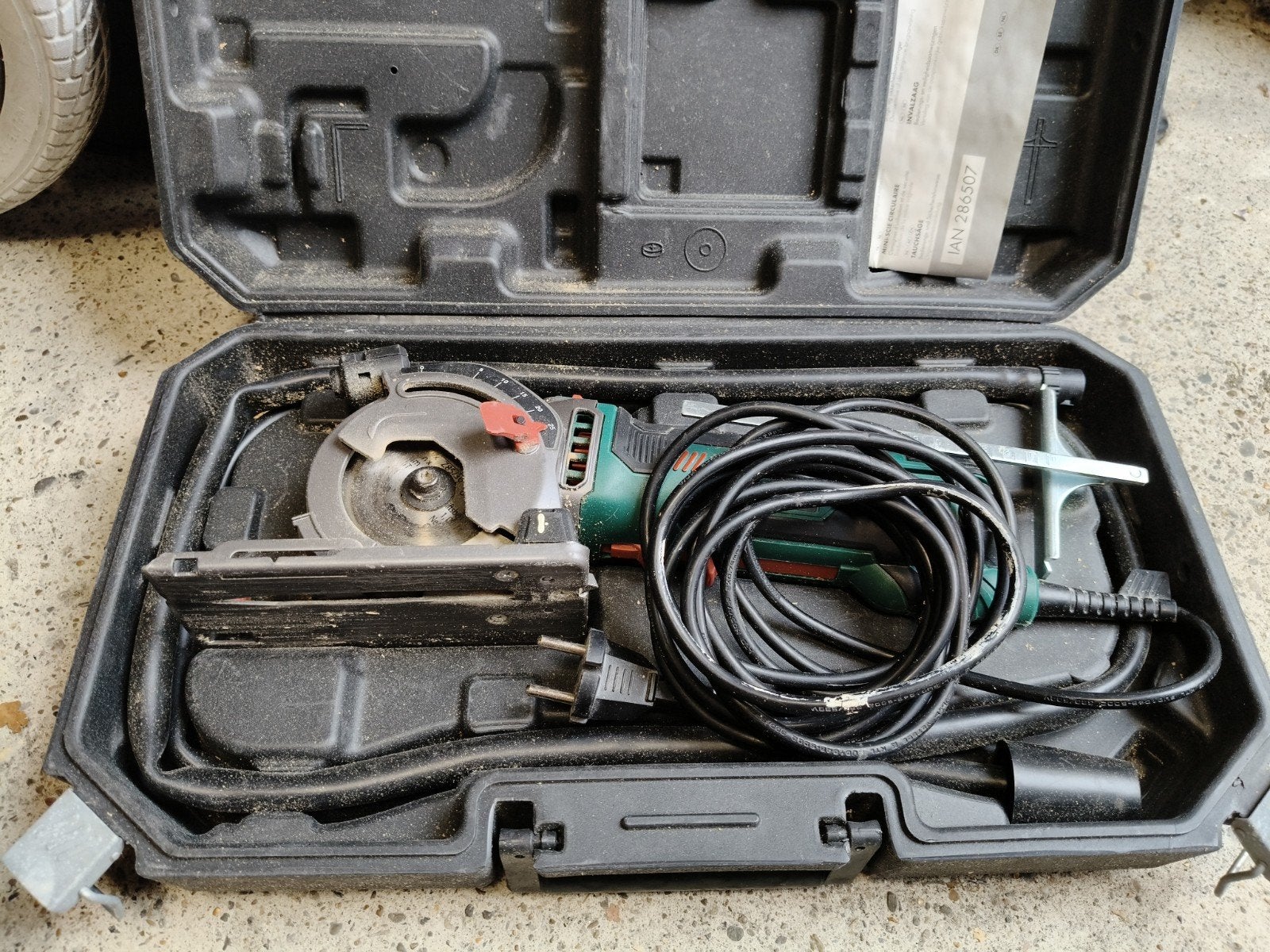 Compacte Cirkelzaag met Laser, Minder dan 30 mm, Gebruikt, Cirkelzaag, Ophalen of Verzenden