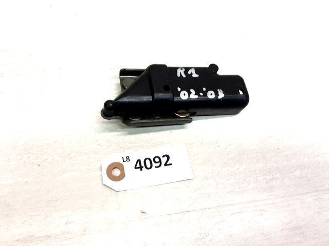 R1 2002 - 2003 Yamaha Slot Zadelslot D1-46696