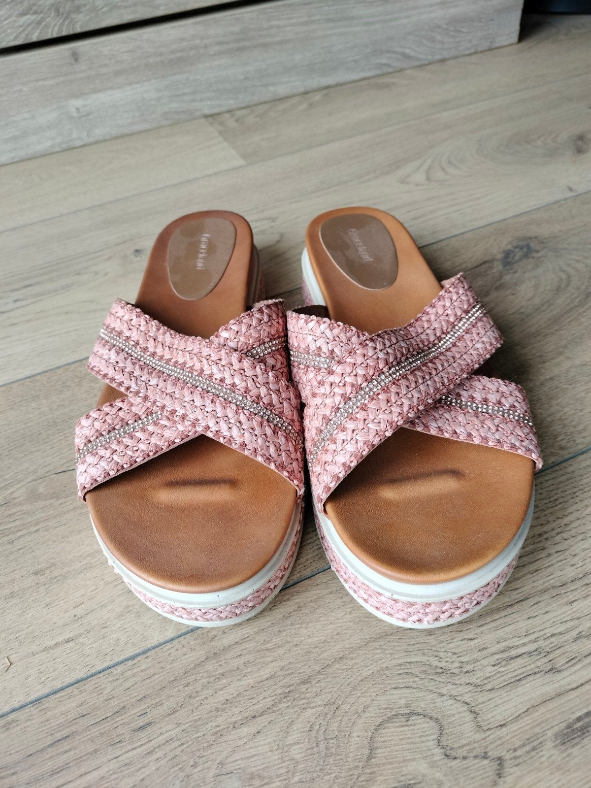 Slippers maat 40, Slippers, Ophalen of Verzenden, Zo goed als nieuw, Graceland