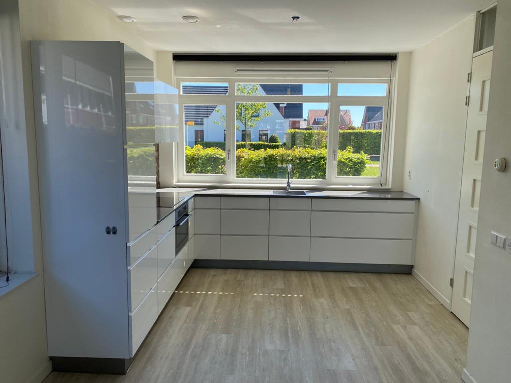 Keuken, 2e week juni, Huis en Inrichting, Ophalen, Gebruikt, Wit, Hoekkeuken