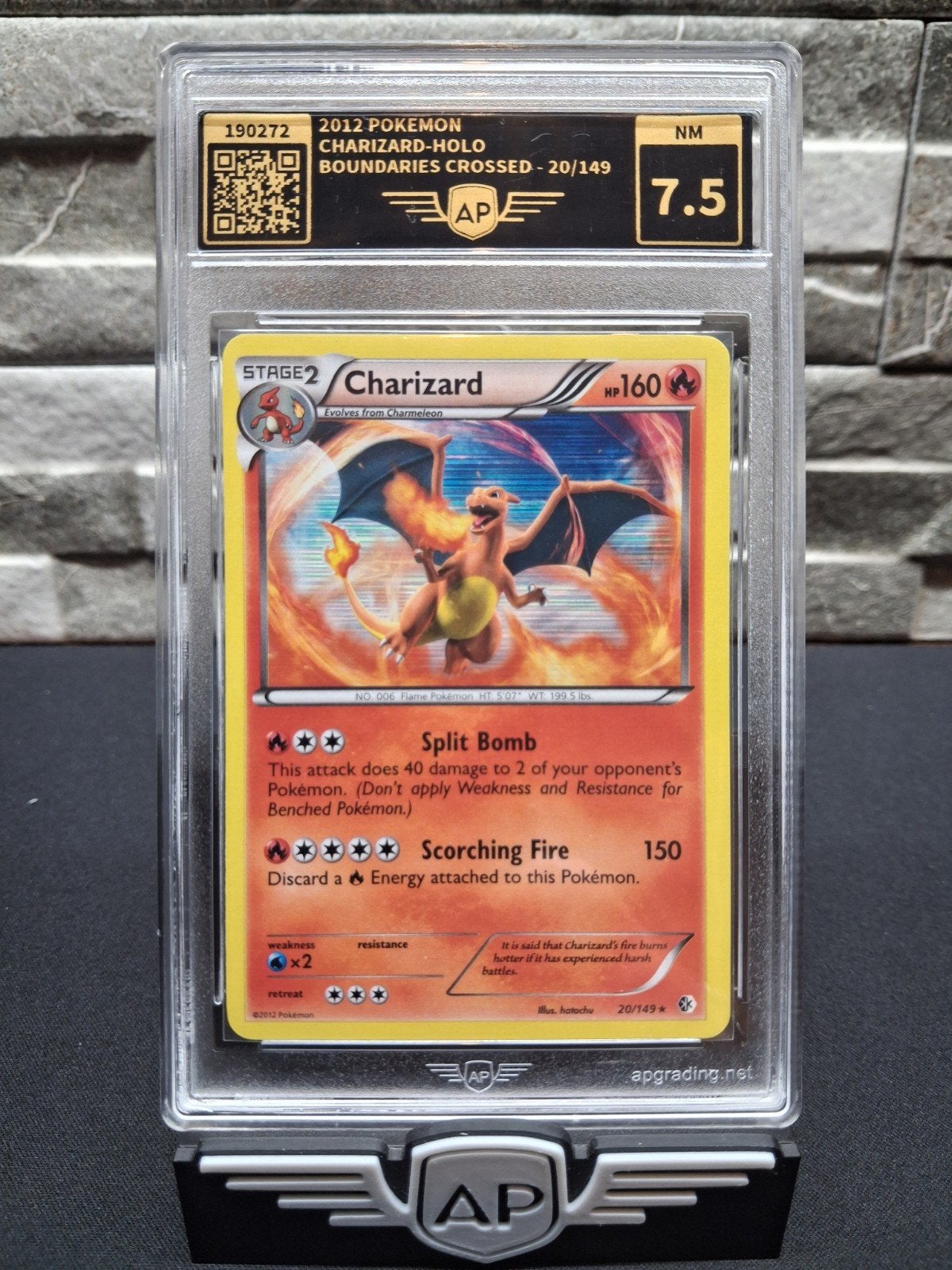 2012 Pokémon Charizard Holo Boundaries Crossed 20/149 AP 7.5, Ophalen of Verzenden, Zo goed als nieuw
