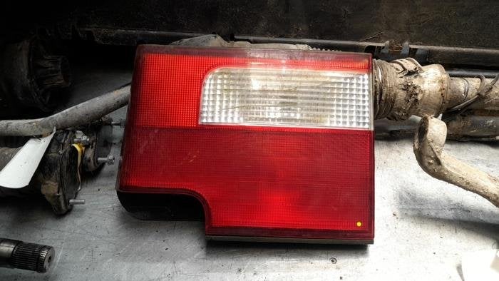 Achterlicht links van een Ssang Yong Musso, Gebruikt, -, -, Ophalen of Verzenden