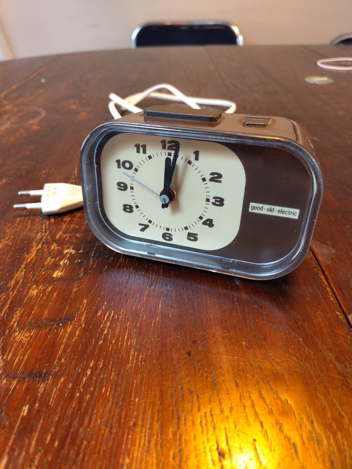 Vintage bruine wekker 'good-old-electric', Ophalen of Verzenden, Gebruikt