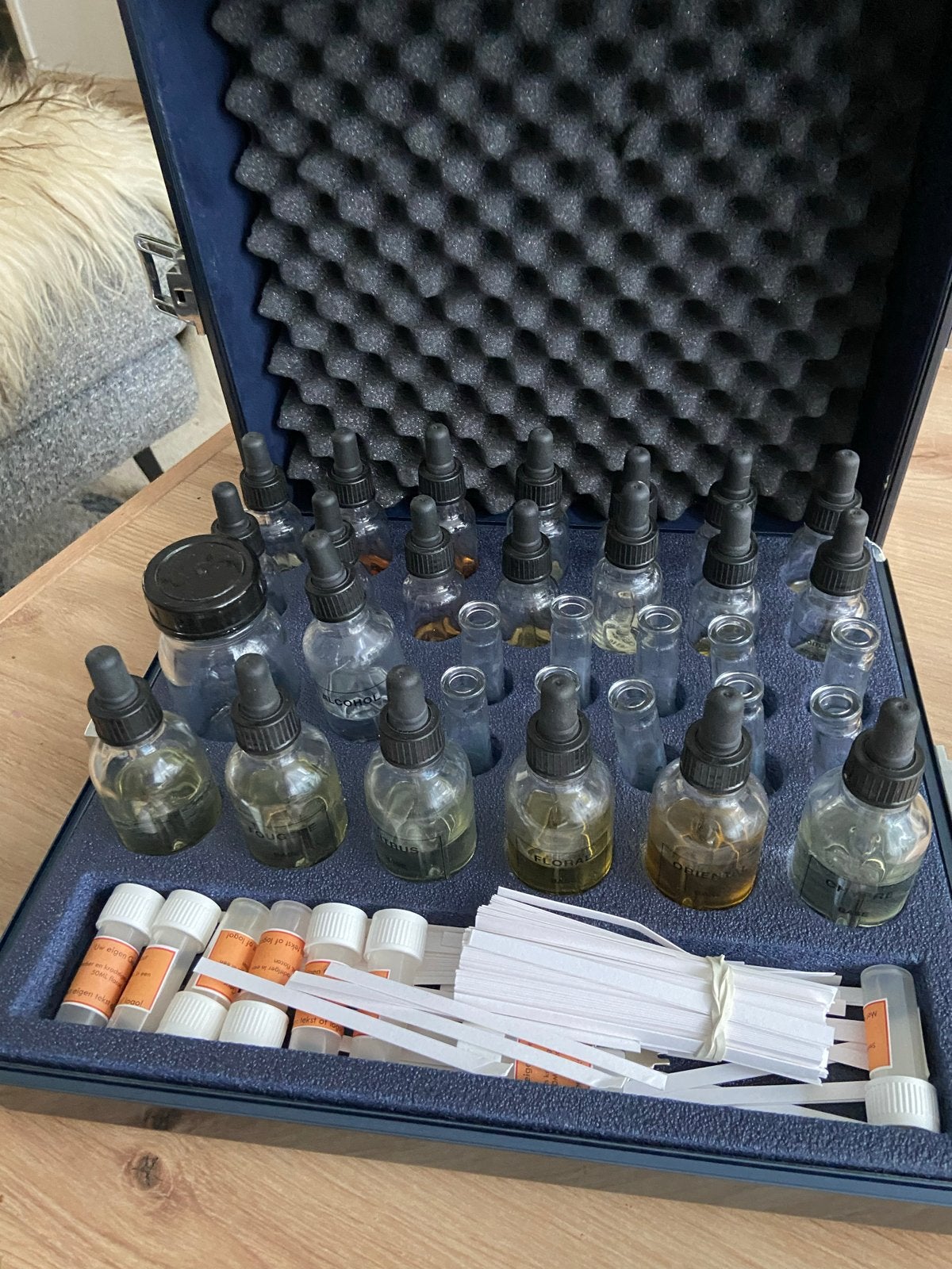 Bluebox Parfum Maakset - Ontdek de Wereld van Geuren, Ophalen of Verzenden, Gebruikt