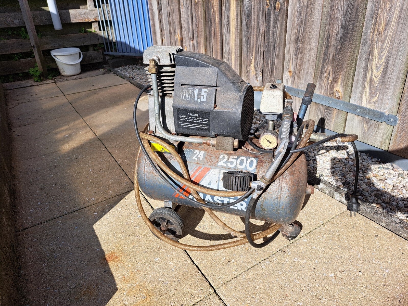 Gebruikte Master Compressor 24 liter, 1.5 PK, 25 tot 100 liter, Ophalen, Gebruikt, 6 tot 10 bar