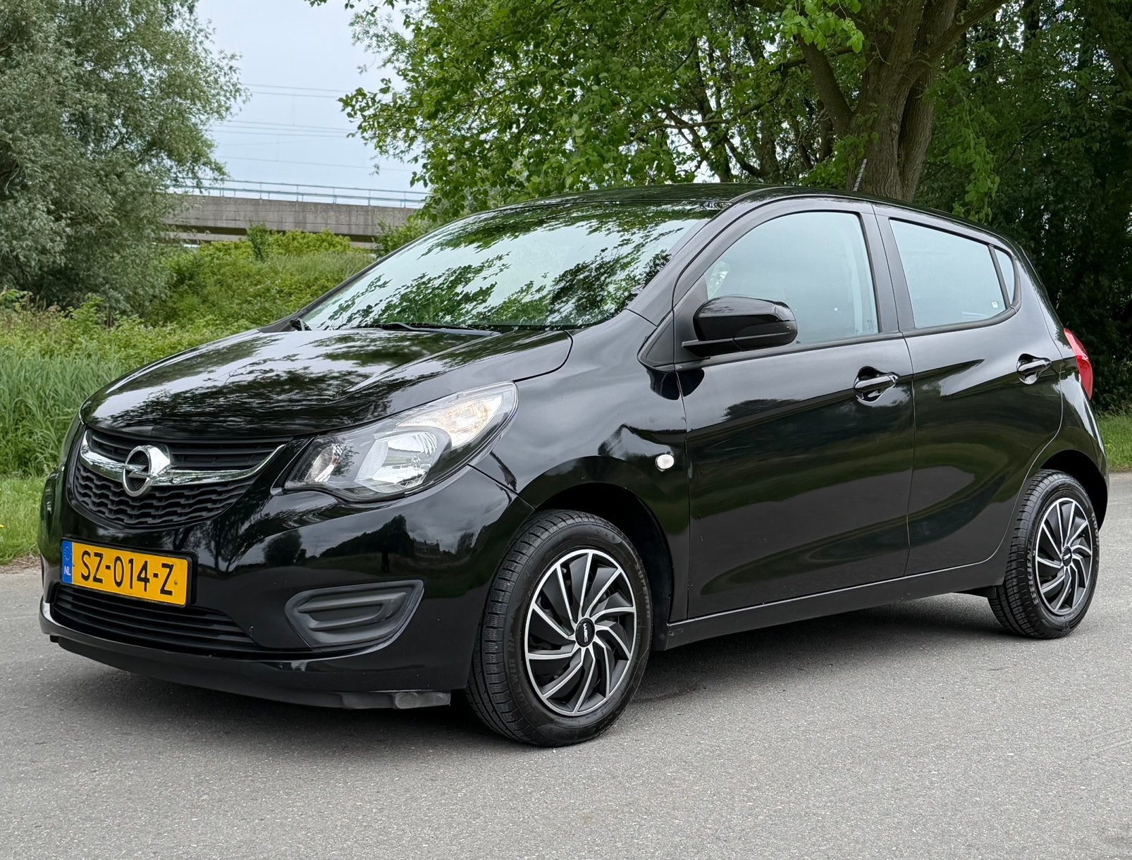 Opel Karl 1.0 Ecoflex 55KW 2018 Zwart APK TOT 08-2027, Auto's, Opel, Particulier, Karl, ABS, Airbags, Airconditioning, Alarm, Bluetooth