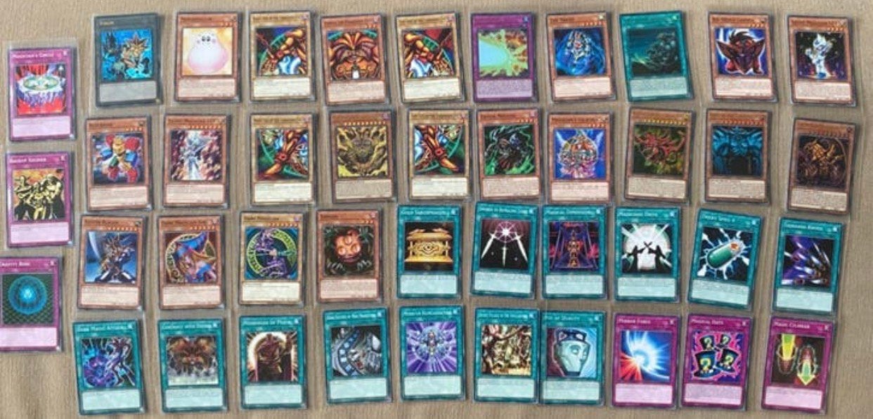 Yu-Gi-Oh! Yugi Legendary Exodia Deck + Egyptian God Card Set, Ophalen of Verzenden, Zo goed als nieuw, Meerdere kaarten, Foil