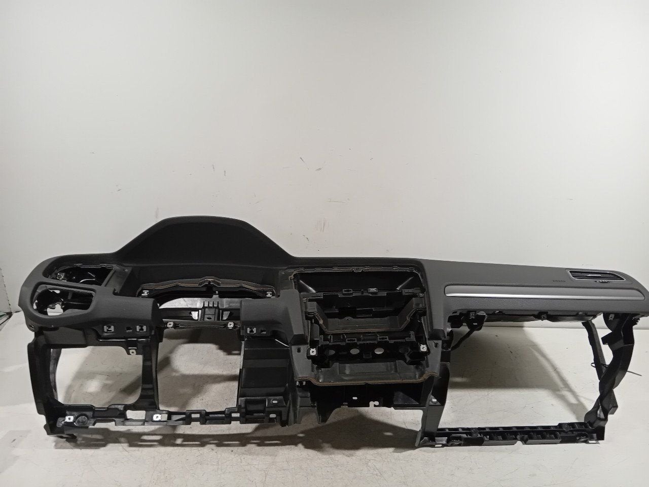 Dashboard Volkswagen Golf, Auto-onderdelen, Dashboard en Schakelaars, Onderdelen@venauto.nl, Van der Ven Autorecycling B.V., Gebruikt