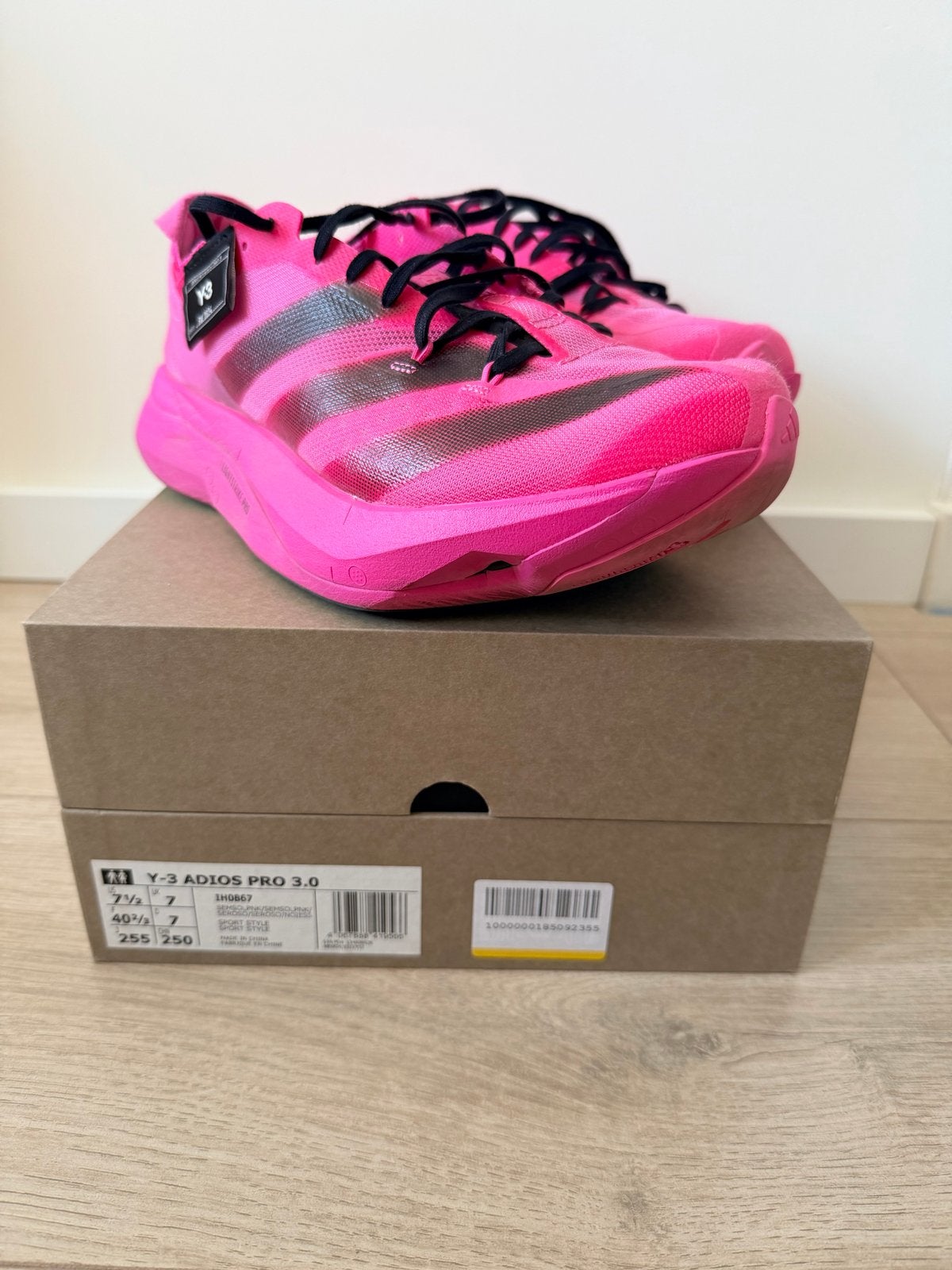 Y-3 Adios Pro 3.0 - Maat 40 2/3, Overige kleuren, Sportschoenen, Ophalen of Verzenden, Zo goed als nieuw