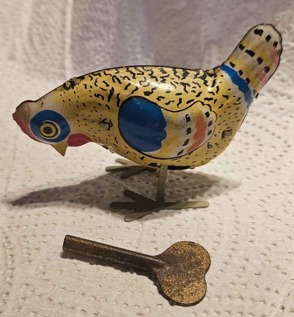 Vintage Opwindbaar Blikken Kip Speelgoed met Sleutel, Antiek en Kunst, Antiek | Speelgoed, Ophalen