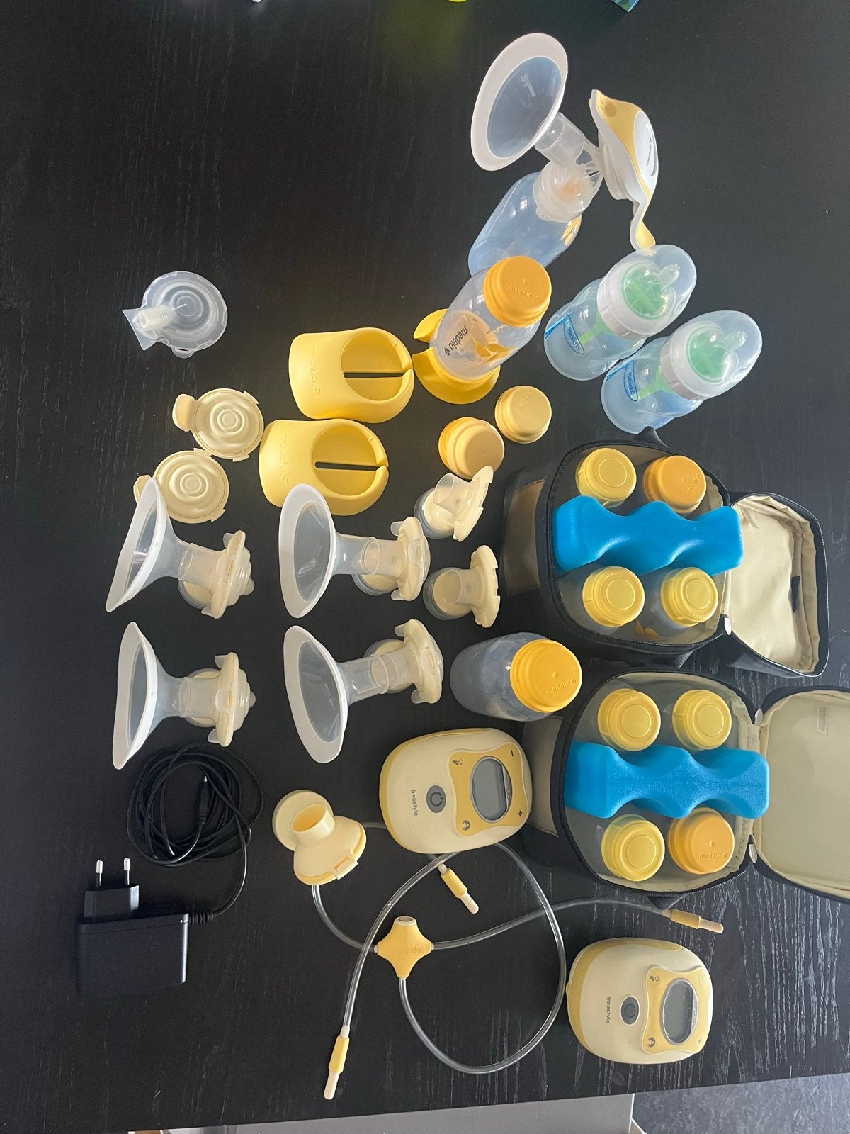 Medela Freestyle Borstkolf Set Flessen en Accessoires, Gebruikt, Medela, Borstkolf, Ophalen of Verzenden