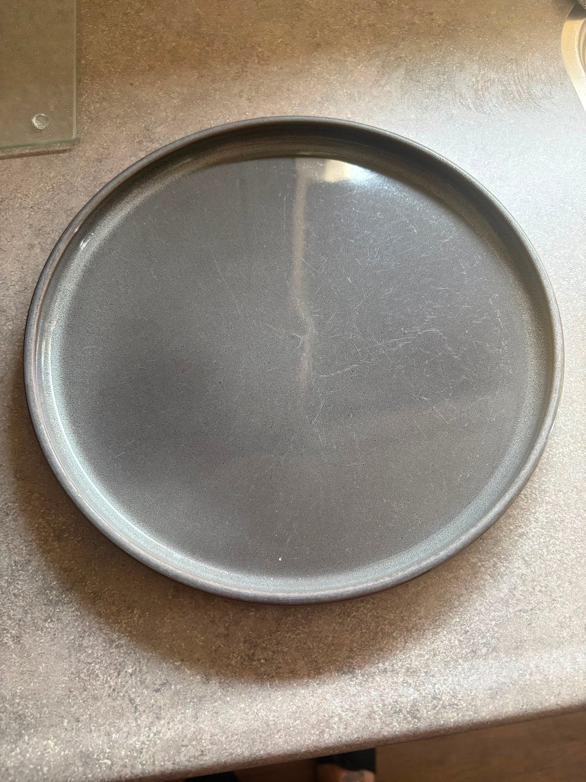 Servies: 10 borden en 10 koffiekoppen - Mineral Casa, Ophalen, Gebruikt, Overige merken, Keramiek
