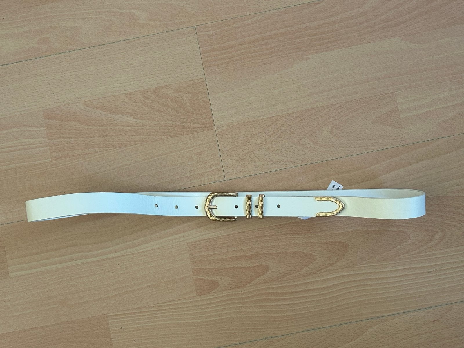 Witte riem met gouden gesp - Maat 95, Kleding | Dames, Riemen en Ceinturen, 3 tot 5 cm, Wit, Tailleriem, Ophalen of Verzenden