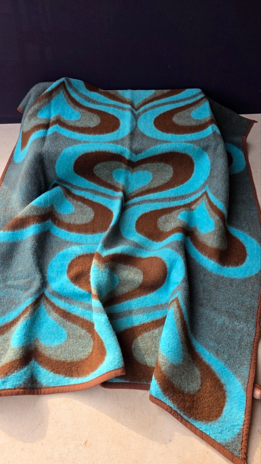 Vintage deken met hartjes patroon, wol, blauw met bruin, Ophalen, Gebruikt, Plaid, Blauw