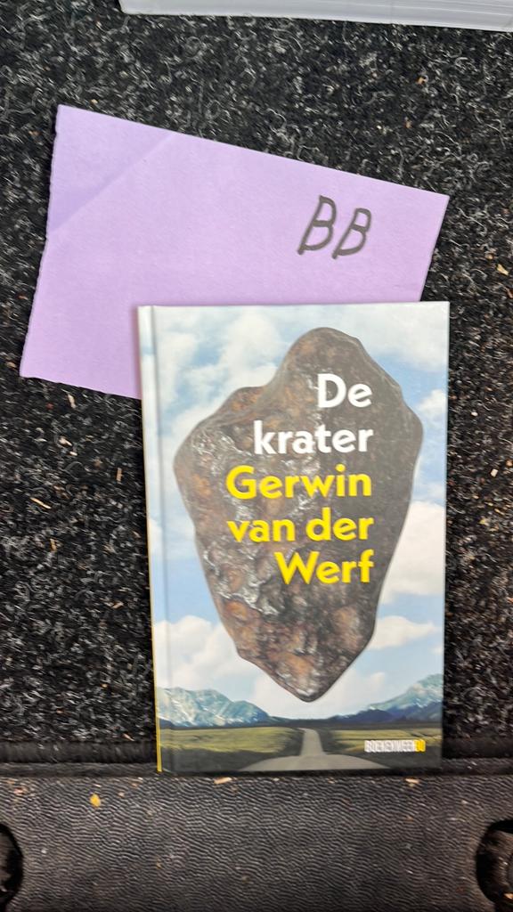 De krater - Gerwin van der Werf (Boekenweekgeschenk), Ophalen of Verzenden, Zo goed als nieuw, Nederland