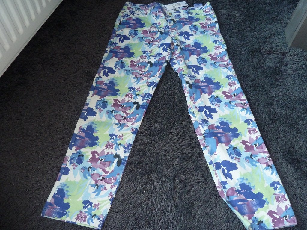 nieuw bloemenbroek Vero Moda, Kleding | Dames, Broeken en Pantalons, Maat 38/40 (M), Overige kleuren, Vero Moda, Nieuw