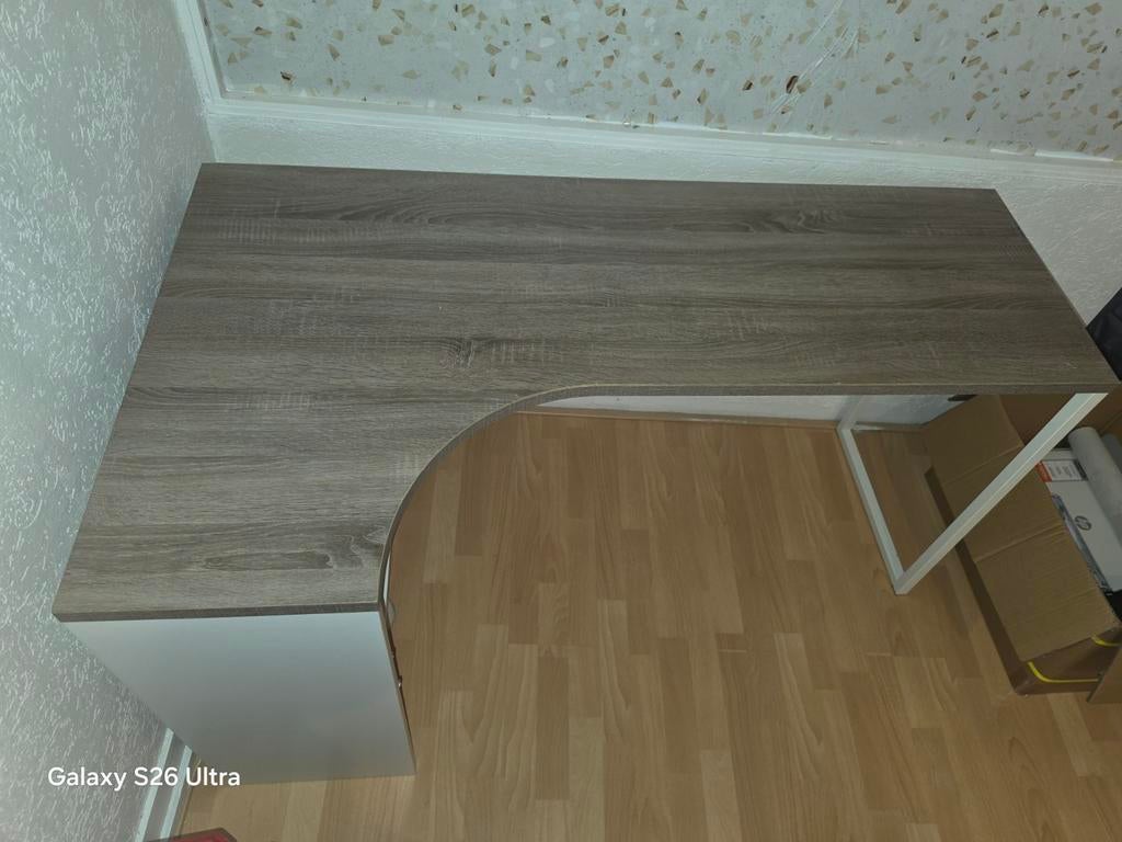 Hoekbureau met houtlook blad, Huis en Inrichting, Bureaus, Ophalen of Verzenden, Gebruikt