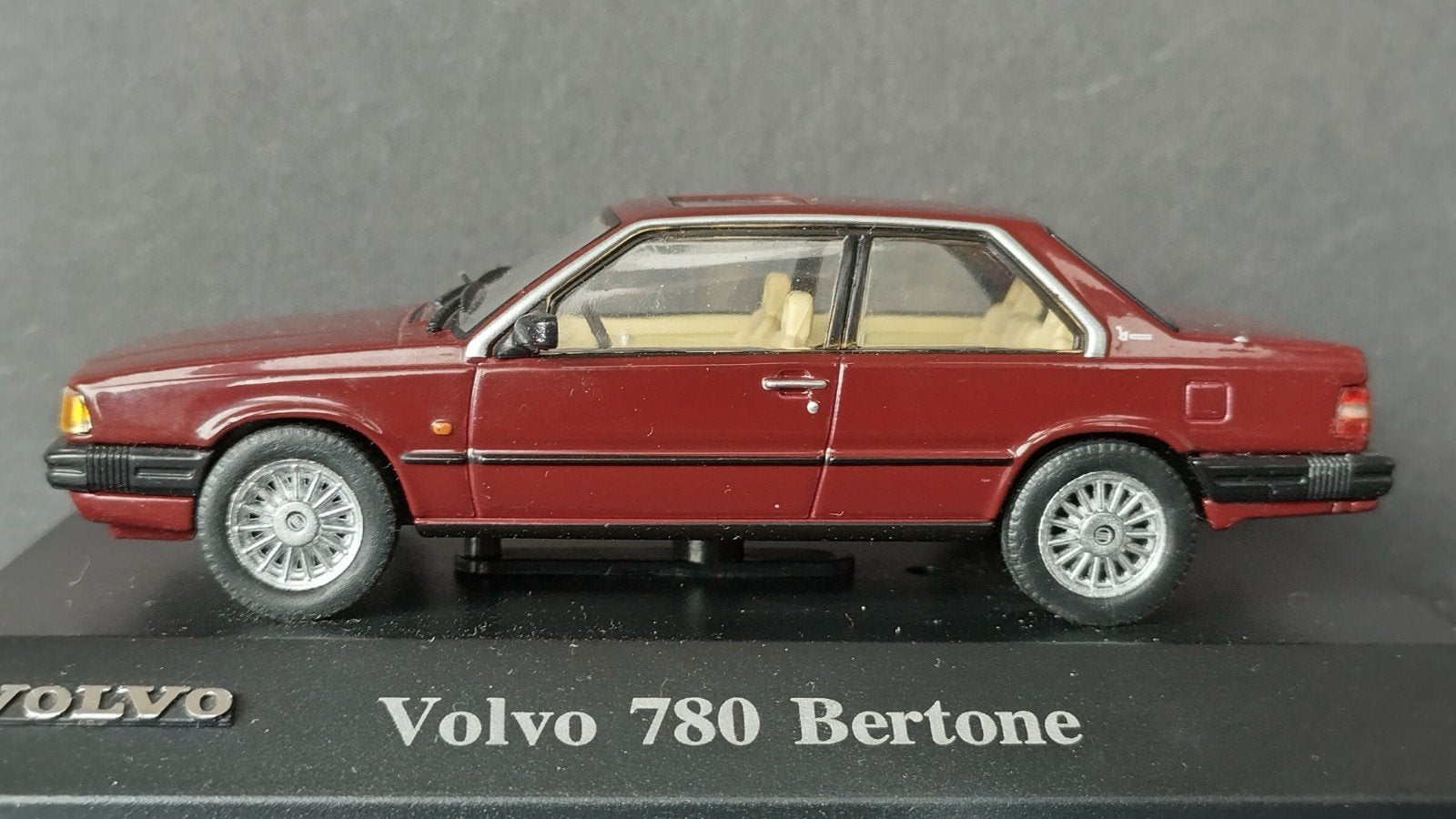 Volvo 780 Bertone 1:43 Atlas Collections Pol, Overige merken, Auto, Verzenden, .