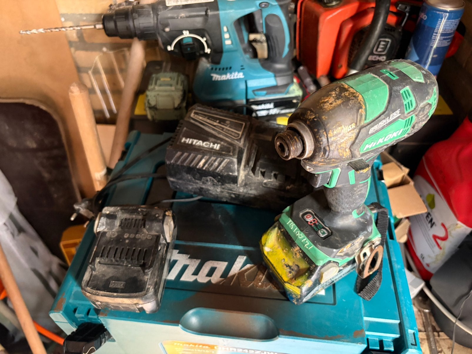 Hikoki slagschroef met oplader en extra accu, Ophalen, Gebruikt, Boor- en Schroefmachine