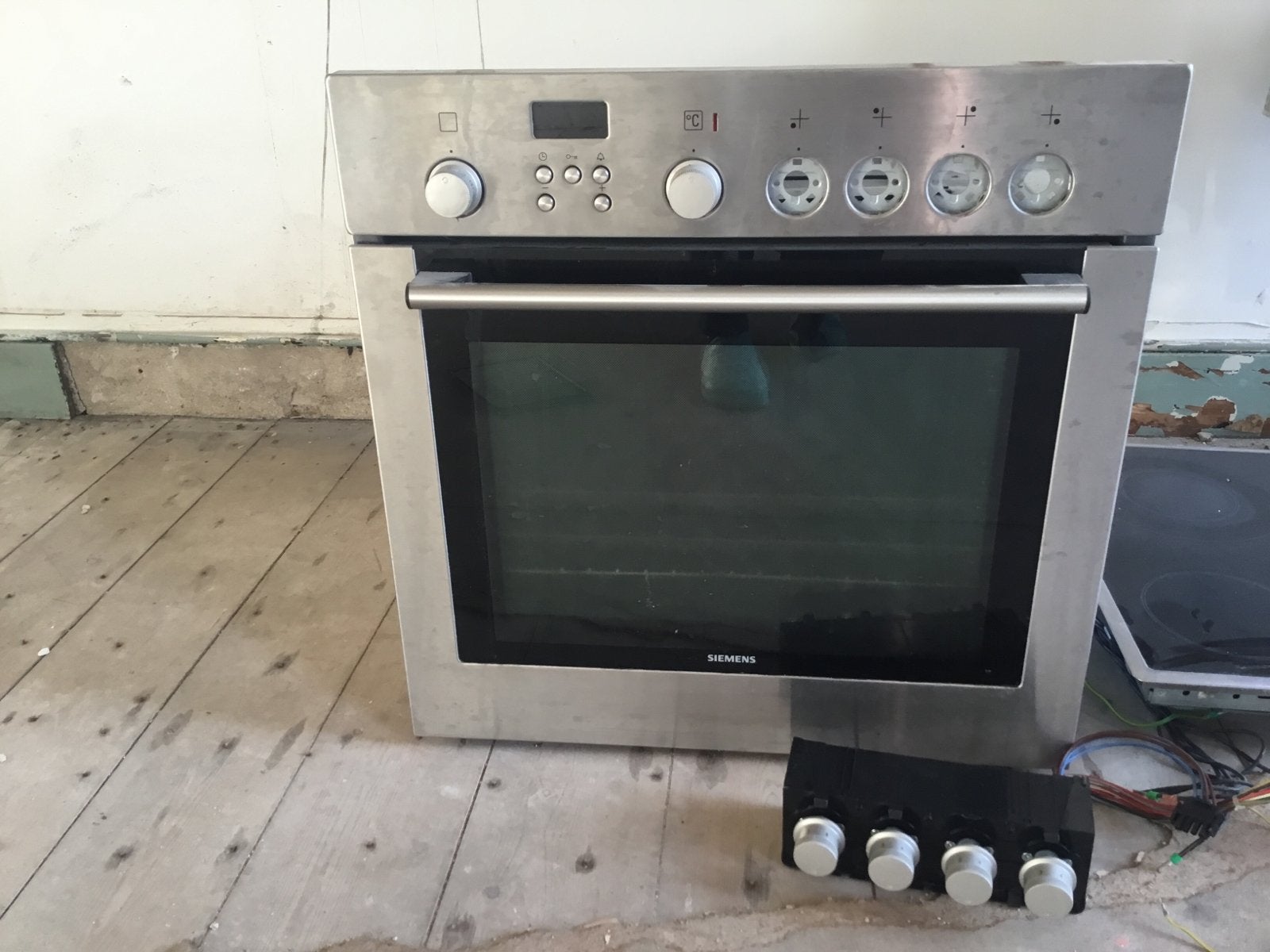 Siemens oven en keramische kookplaat, Ophalen, Gebruikt, Keramisch, 4 kookzones