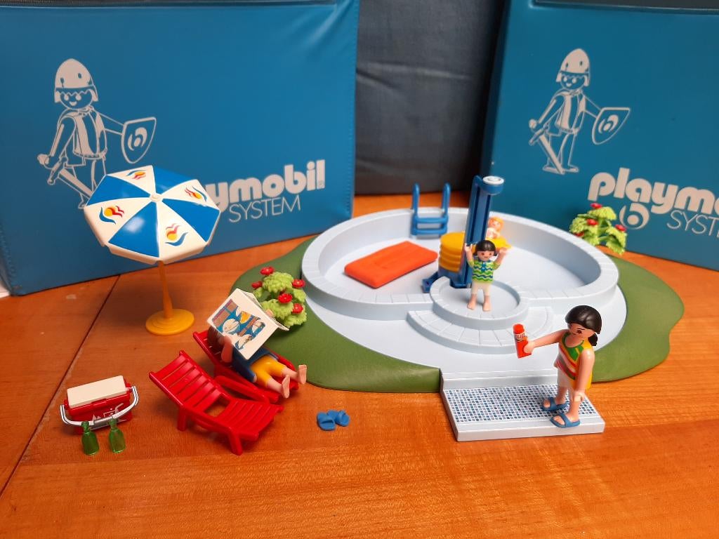 vakantie camping huis 3205 zwembad + douche luchtbed 100%, Ophalen of Verzenden, Zo goed als nieuw