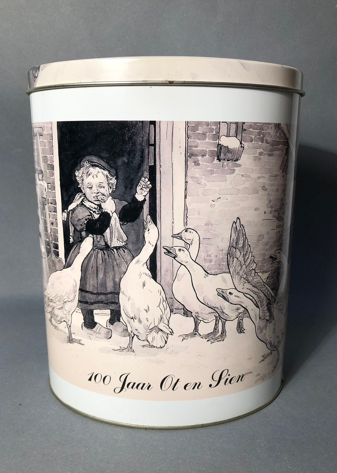 Mooi groot voorraadblik ter ere van 100 jaar Ot en Sien, Ophalen of Verzenden, Overige
