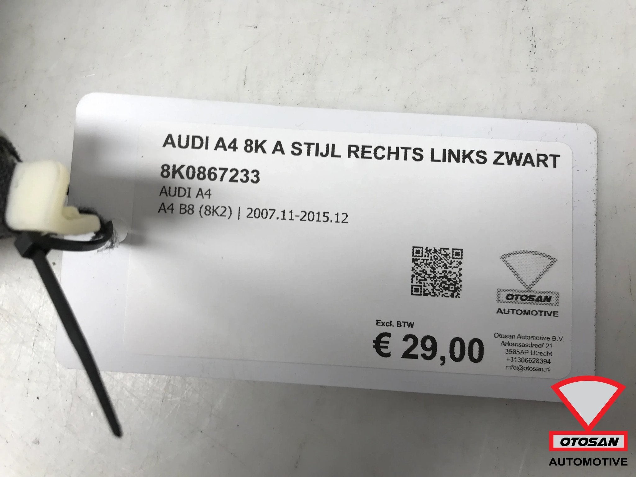 Audi A4 8K Hemeldeel A Stijl Rechts Links Zwart 8K0867233, Auto-onderdelen, Gebruikt, AUDI AG, Auto-Union-Strasse 1
85045  Ingolstadt, DE