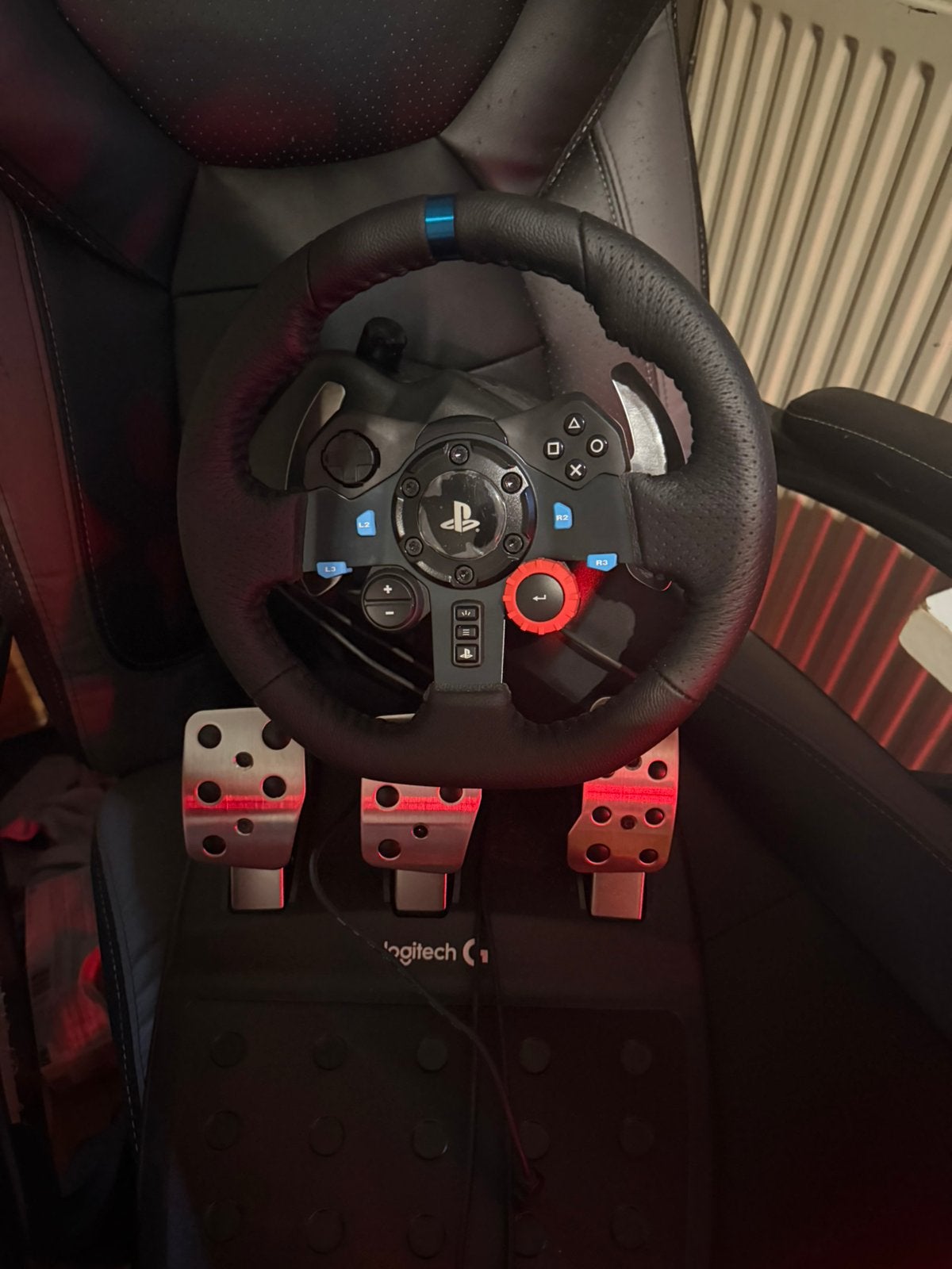 Logitech g29 zo goed als nieuw  met factuur en garantie, Ophalen of Verzenden, Zo goed als nieuw
