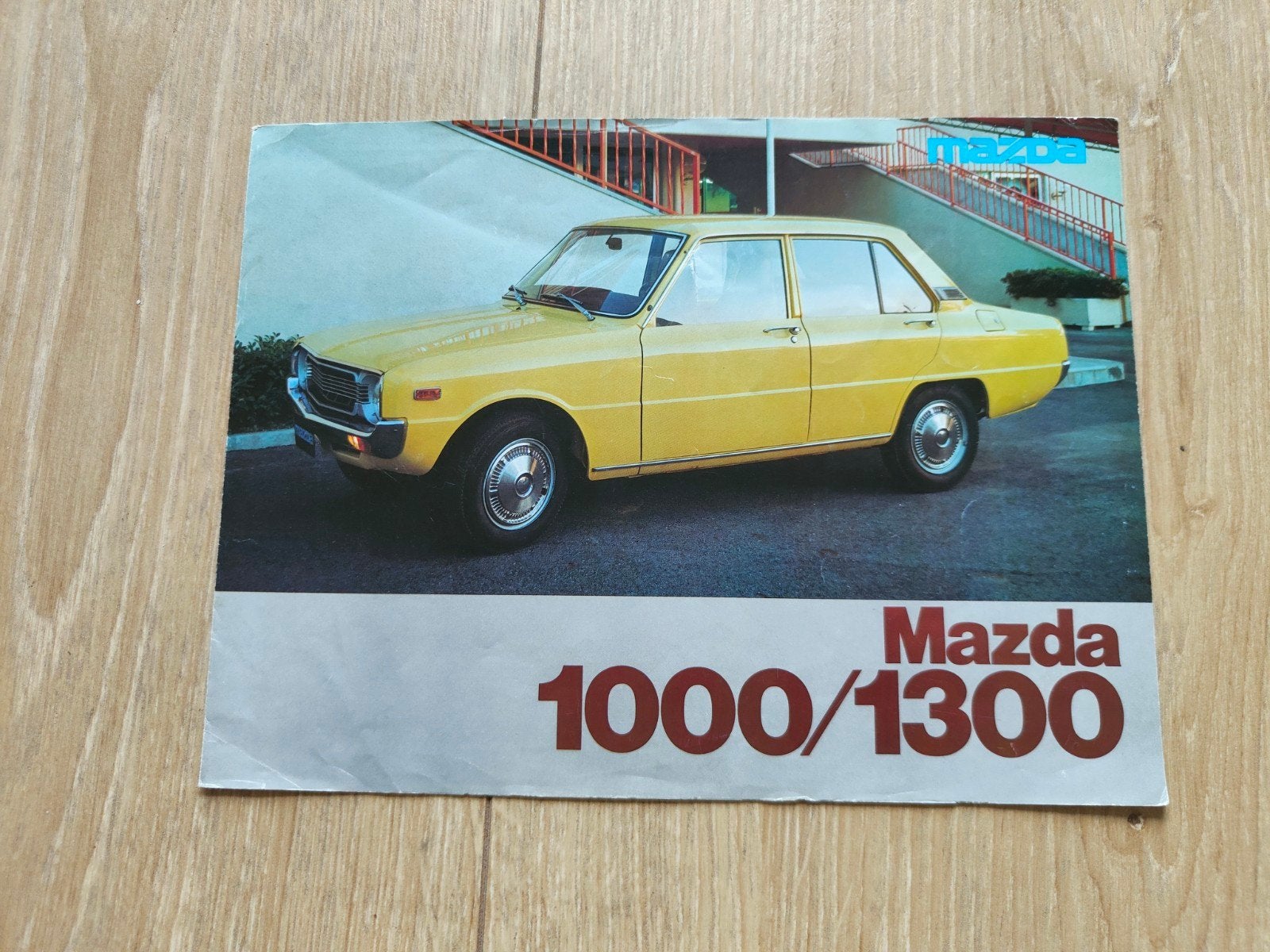 Autofolder Mazda 1000/1300, Ophalen of Verzenden, Zo goed als nieuw, Mazda