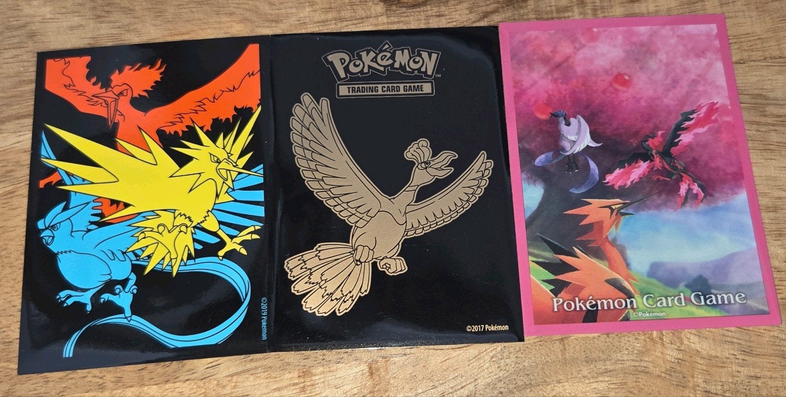 Pokémon Sleeves - Articuno, Zapdos, Moltres, Ho-Oh, Hobby en Vrije tijd, Verzamelkaartspellen | Pokémon, Ophalen of Verzenden
