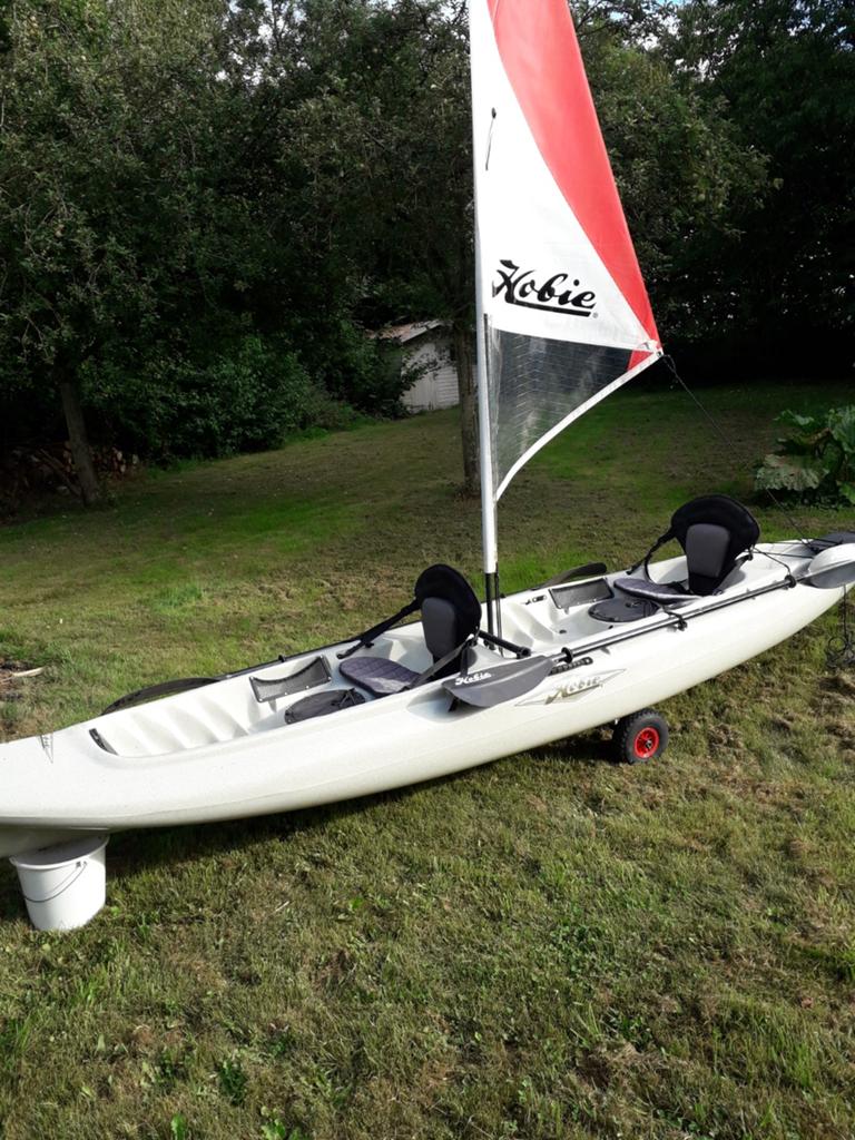 Hobie 2-persoons trapkano incl. zeil en drijvers, Watersport en Boten, Ophalen, Gebruikt, Met peddels, Kajak