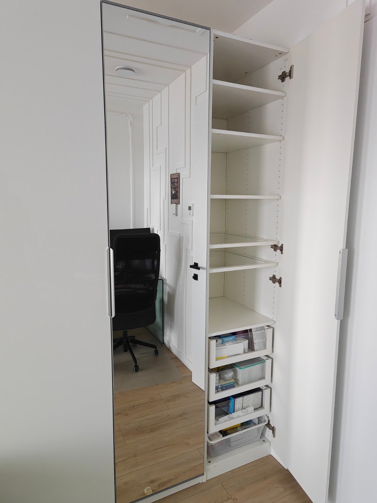 IKEA PAX Kledingkast 150x236x60cm met spiegeldeur en lades, Gebruikt, 100 tot 150 cm, 200 cm of meer, Modern