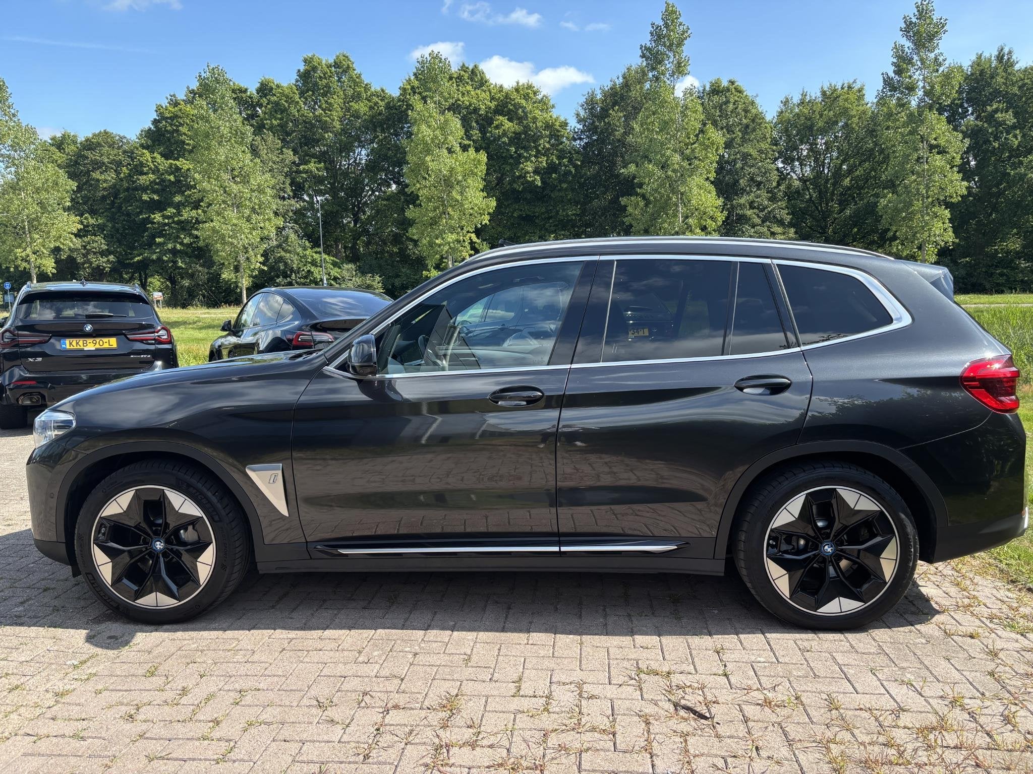 BMW iX3 High Executive 80 kWh 286pk | 94,1% SoH | Panoramada, Automaat, Achterwielaandrijving, Gebruikt, 80 kWh