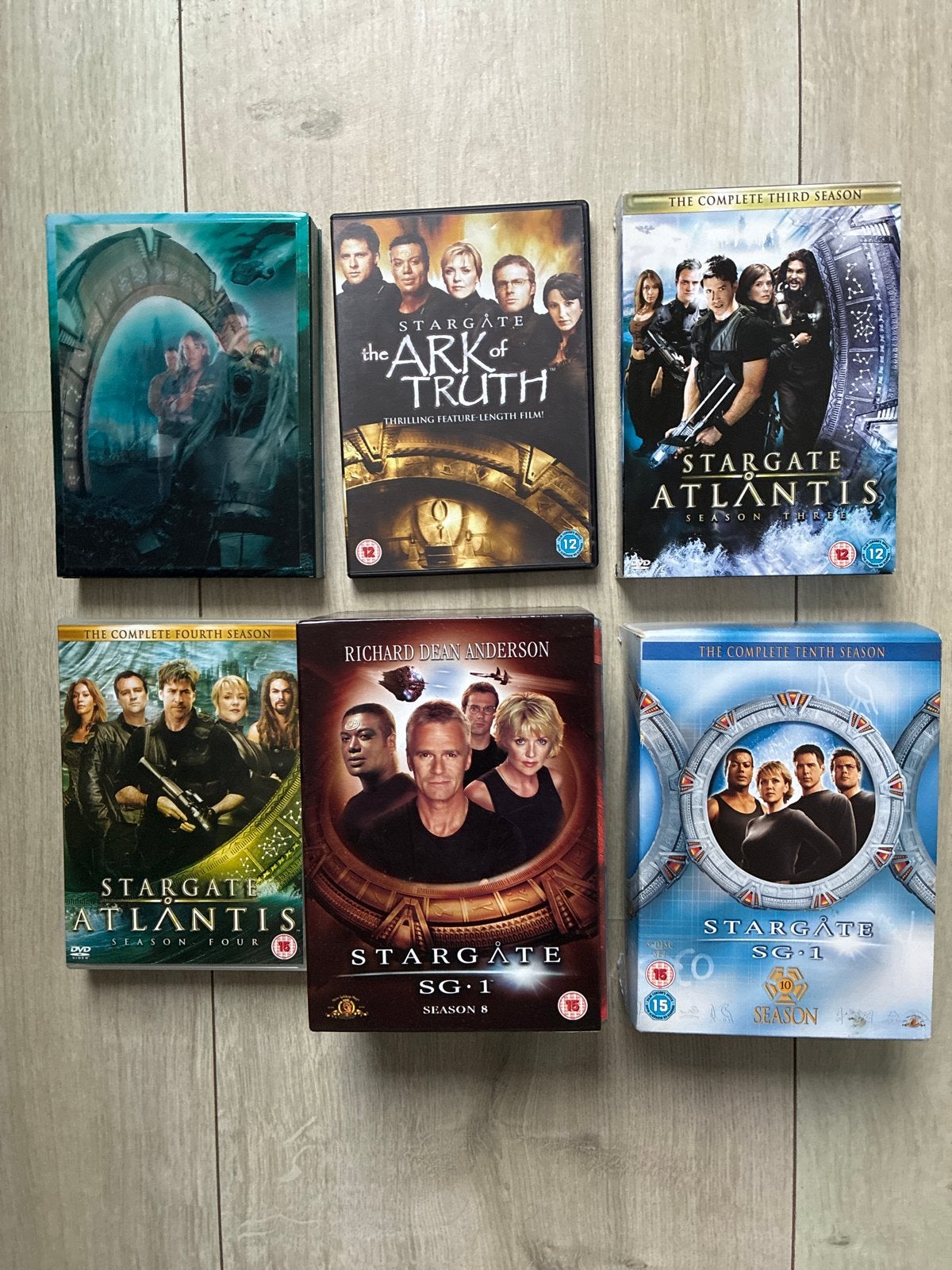 Foto 10 van Stargate DVD Collectie: seizoen 1, 3, 4 SG-1 jaar 8 en 10