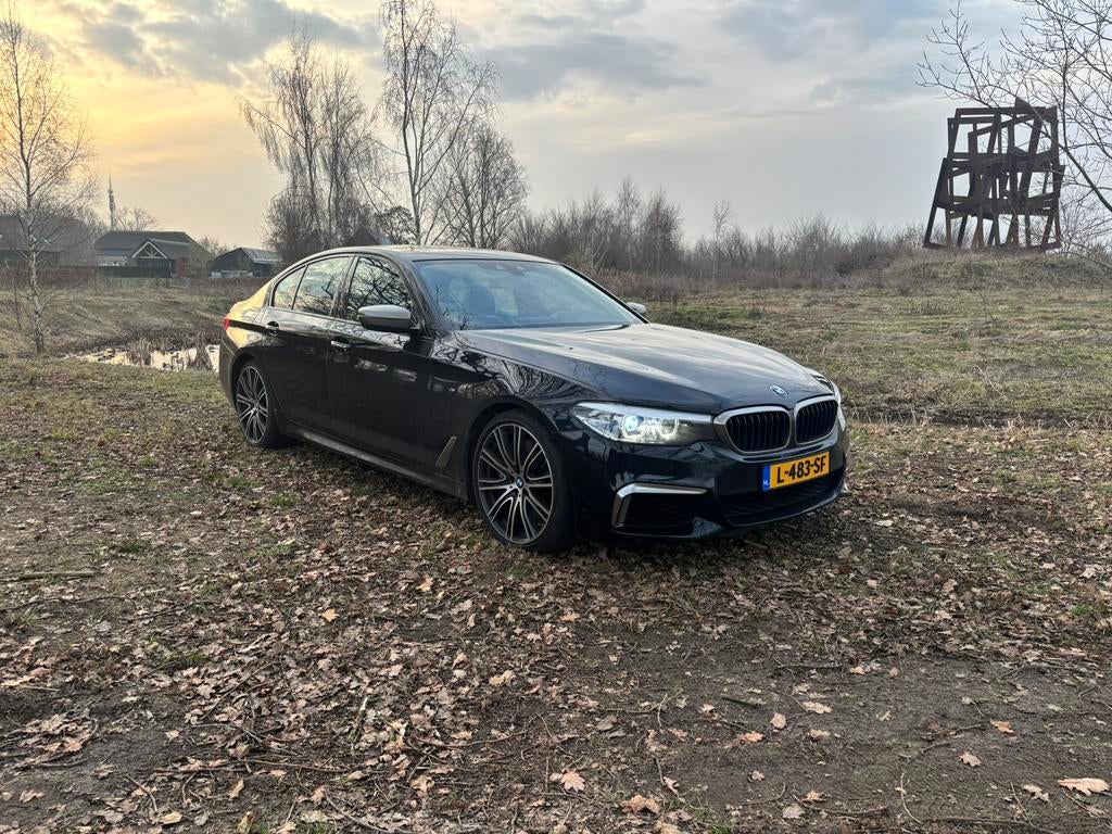 BMW 5-Serie M550i 462pk Xdrive Aut. 2017 Zwart, Automaat, 2000 kg, 4395 cc, Vierwielaandrijving