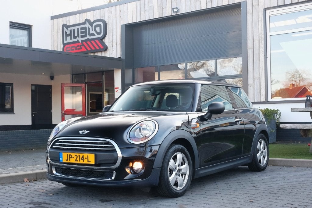 MINI Cooper 1.2 One Pepper (bj 2014), Voorwielaandrijving, Stof, Gebruikt, 4 stoelen