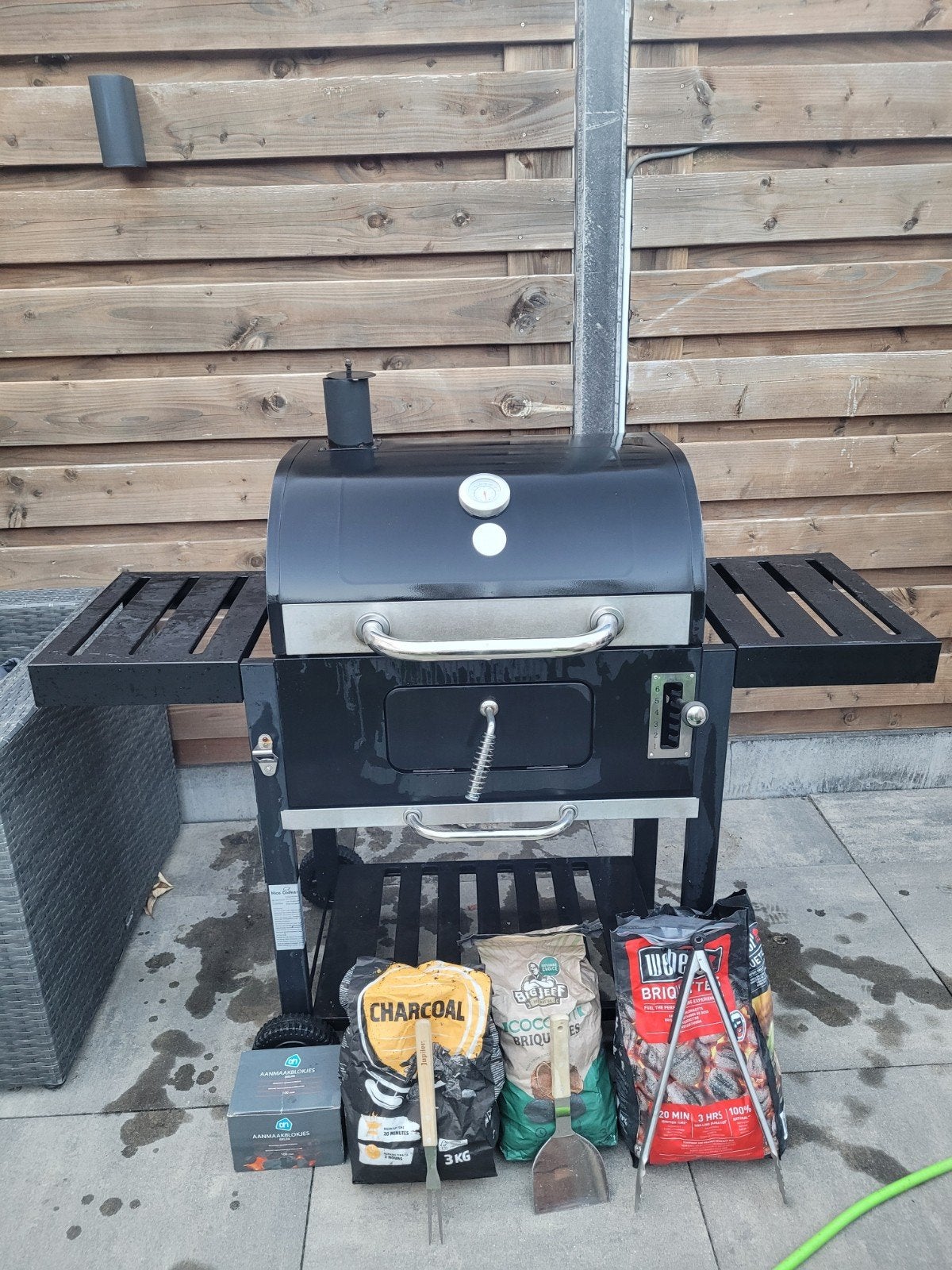 BBQ nice cooker incl. afdekhoes, kolen etc., Ophalen, Gebruikt, Met accessoires