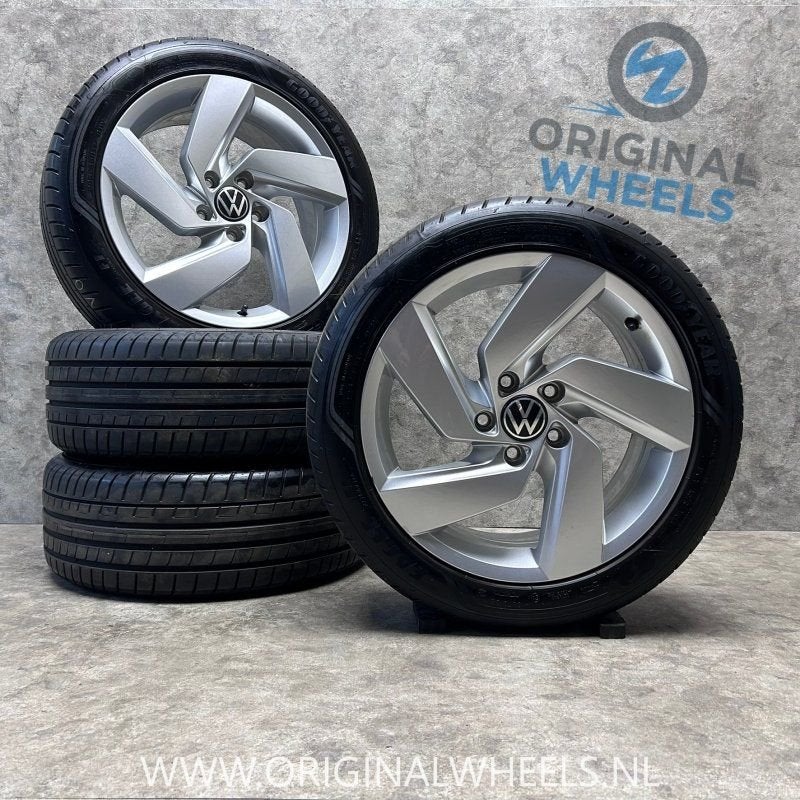 17 inch originele Richmond GTI velgen zomerbanden VW Golf 8, Gebruikt, -, -, Banden en Velgen
