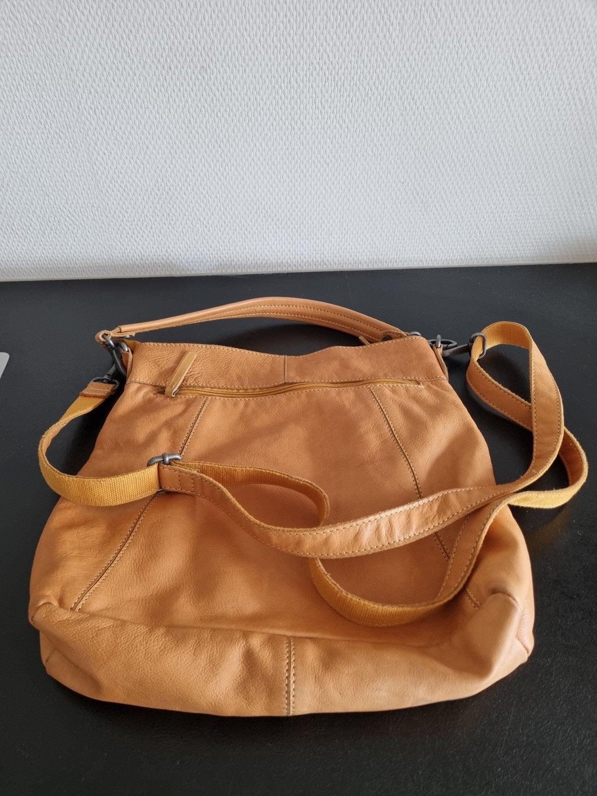 Leren schoudertas, Ophalen of Verzenden, Zo goed als nieuw, Bruin, Schoudertasje