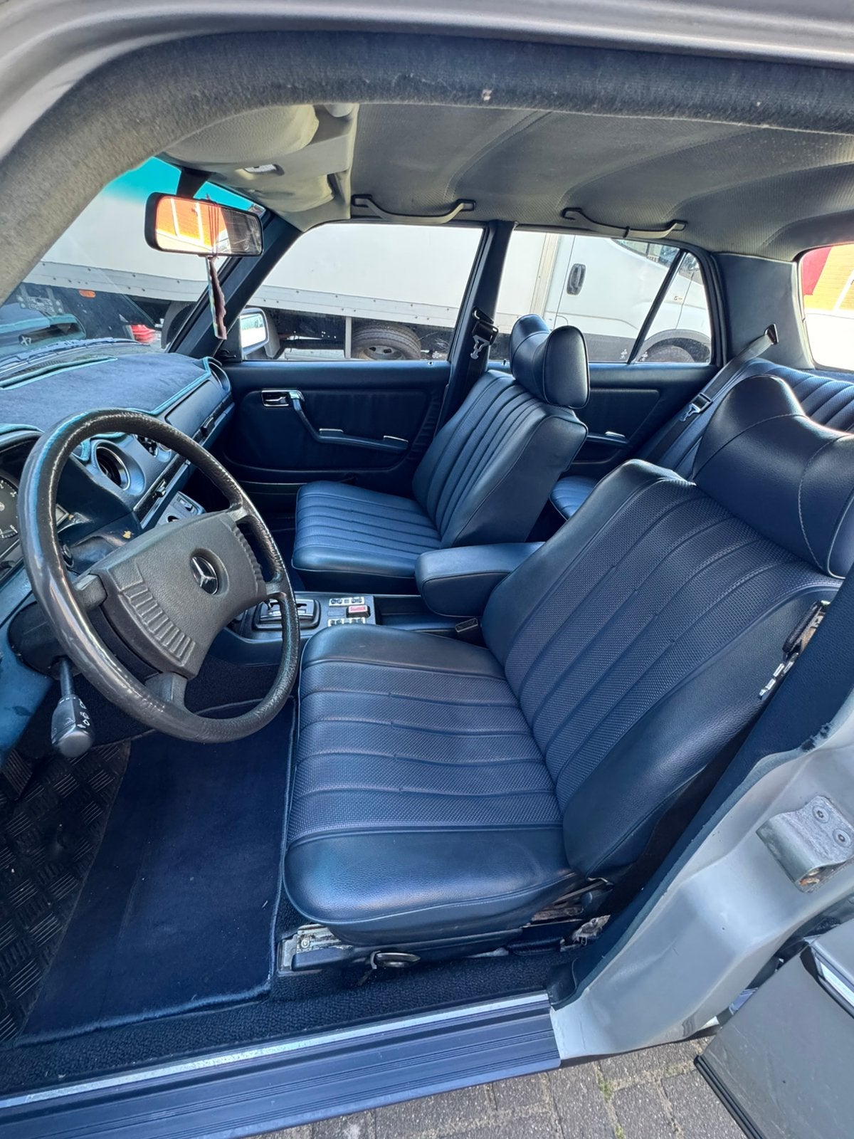 Mercedes 300d 1979 apk 30-09-2028, foto 8