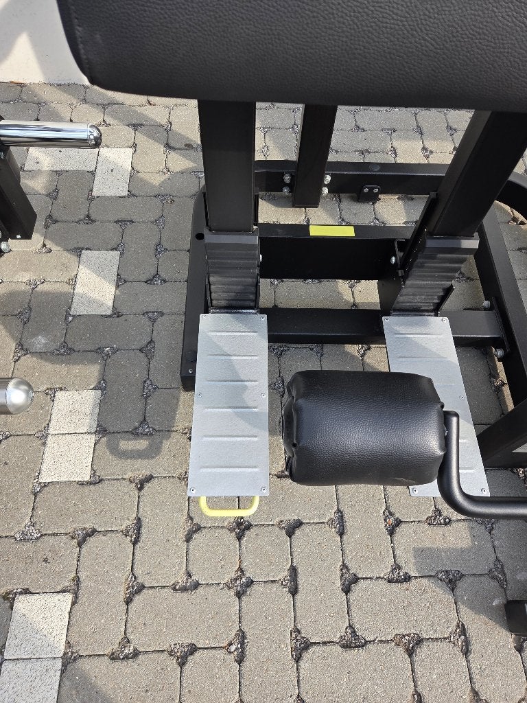 Technogym Pure Strength Standing Leg Curl, Ophalen, Zo goed als nieuw, Benen, Overige typen