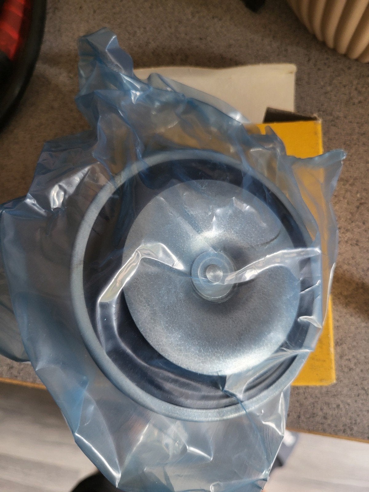 Hella Claxon 24V 335Hz - Nieuw in doos, Ophalen of Verzenden, Nieuw, Overige automerken