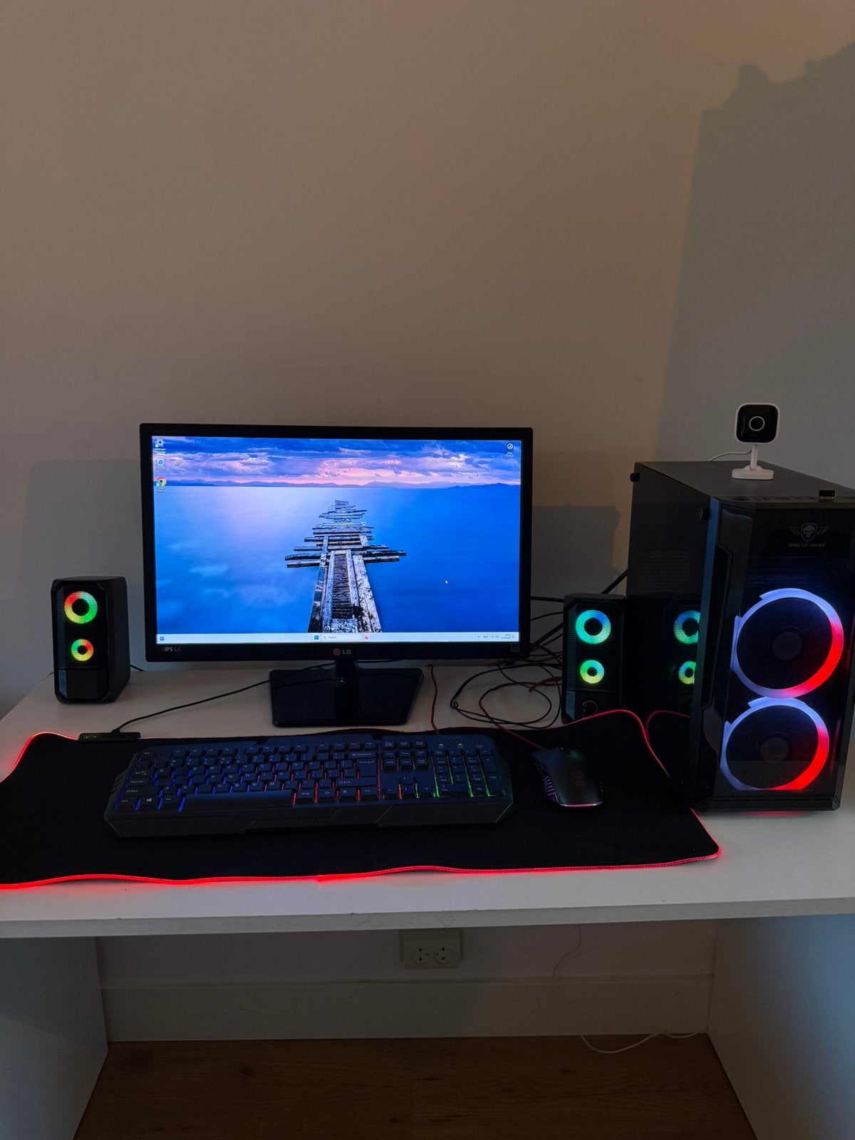 Complete PC Setup Windows 11 Pro –Intel i5 / 8GB / SSD + HDD, Ophalen, Zo goed als nieuw, 3 tot 4 Ghz, HDD