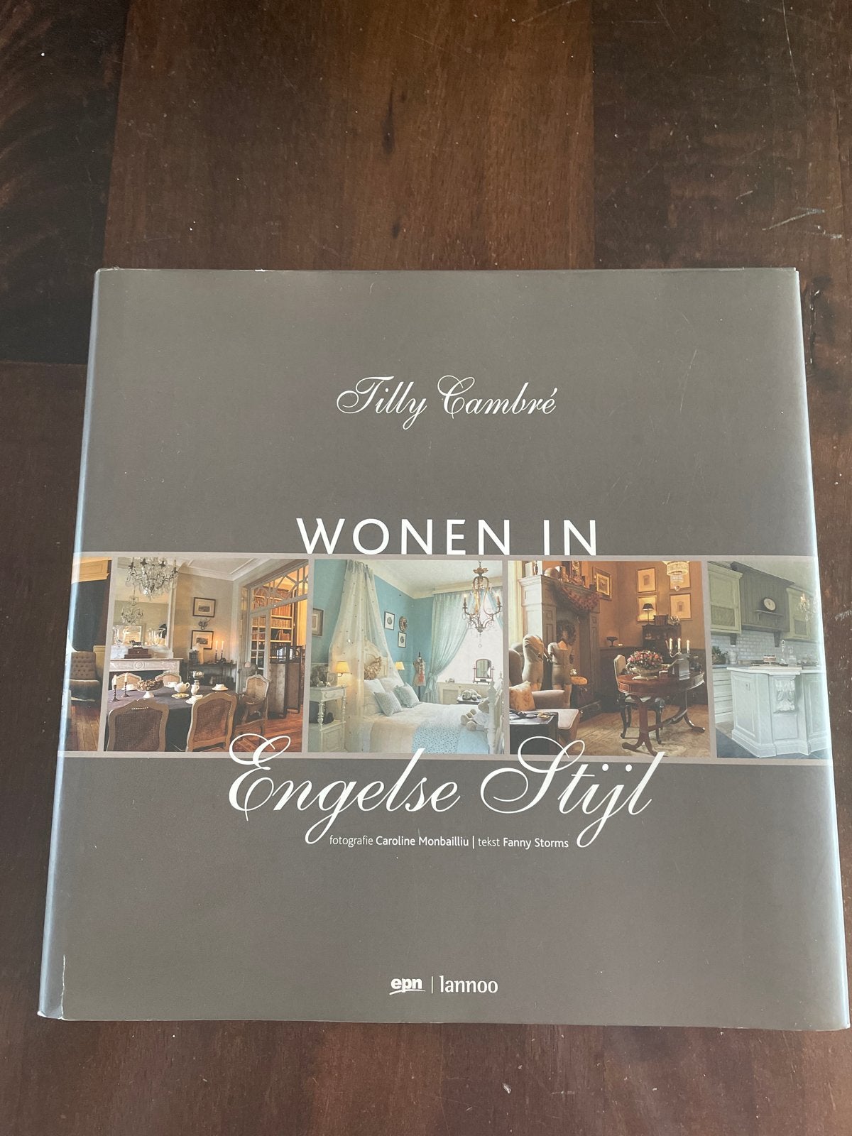 Wonen in Engelse Stijl - Tilly Cambré, Ophalen of Verzenden, Zo goed als nieuw, Interieur en Design