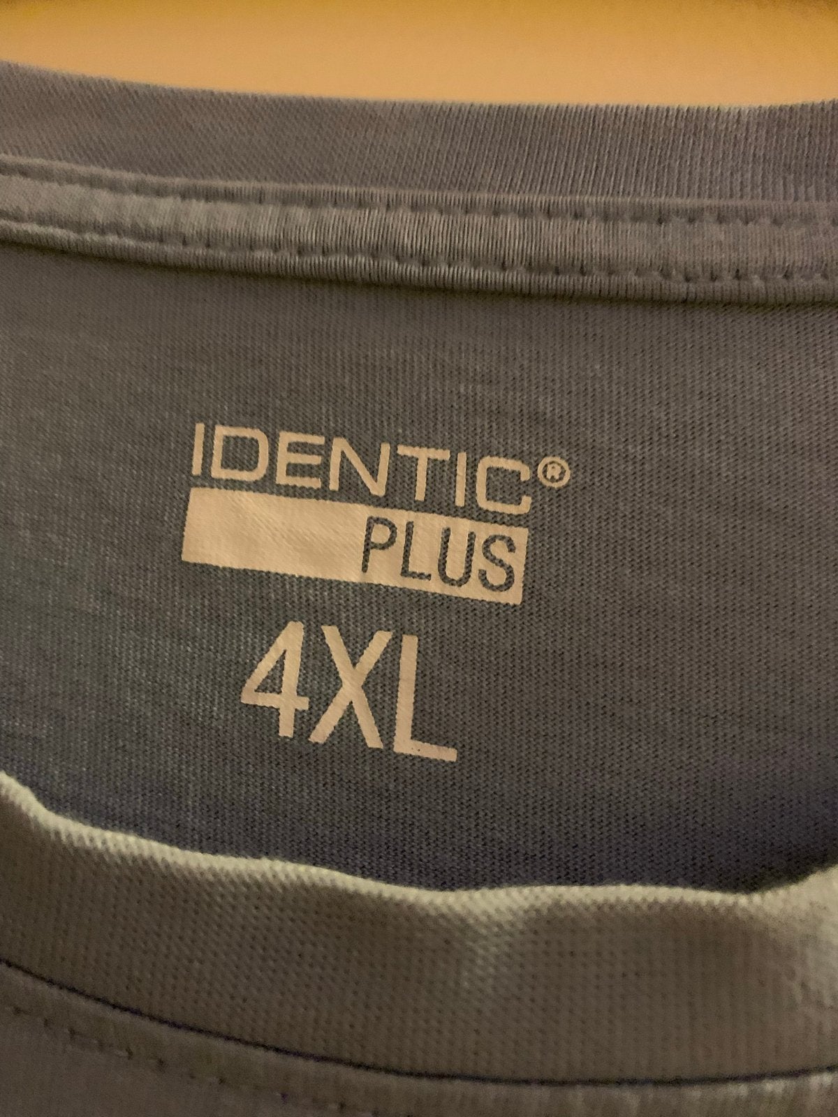 2x Identic Plus T-shirts 4XL - Groen en grijs, Ophalen of Verzenden, Gedragen, Overige maten, Meerkleurig