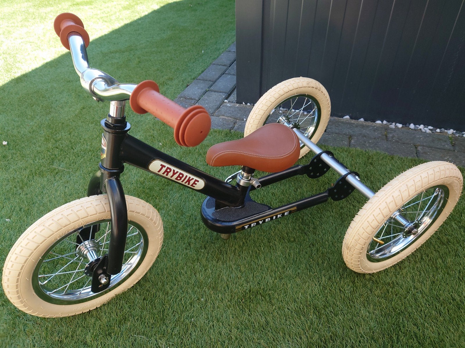 Nieuwe stoeren zwarte Trybike driewieler loopfiets, Ophalen, Nieuw, Loopfiets