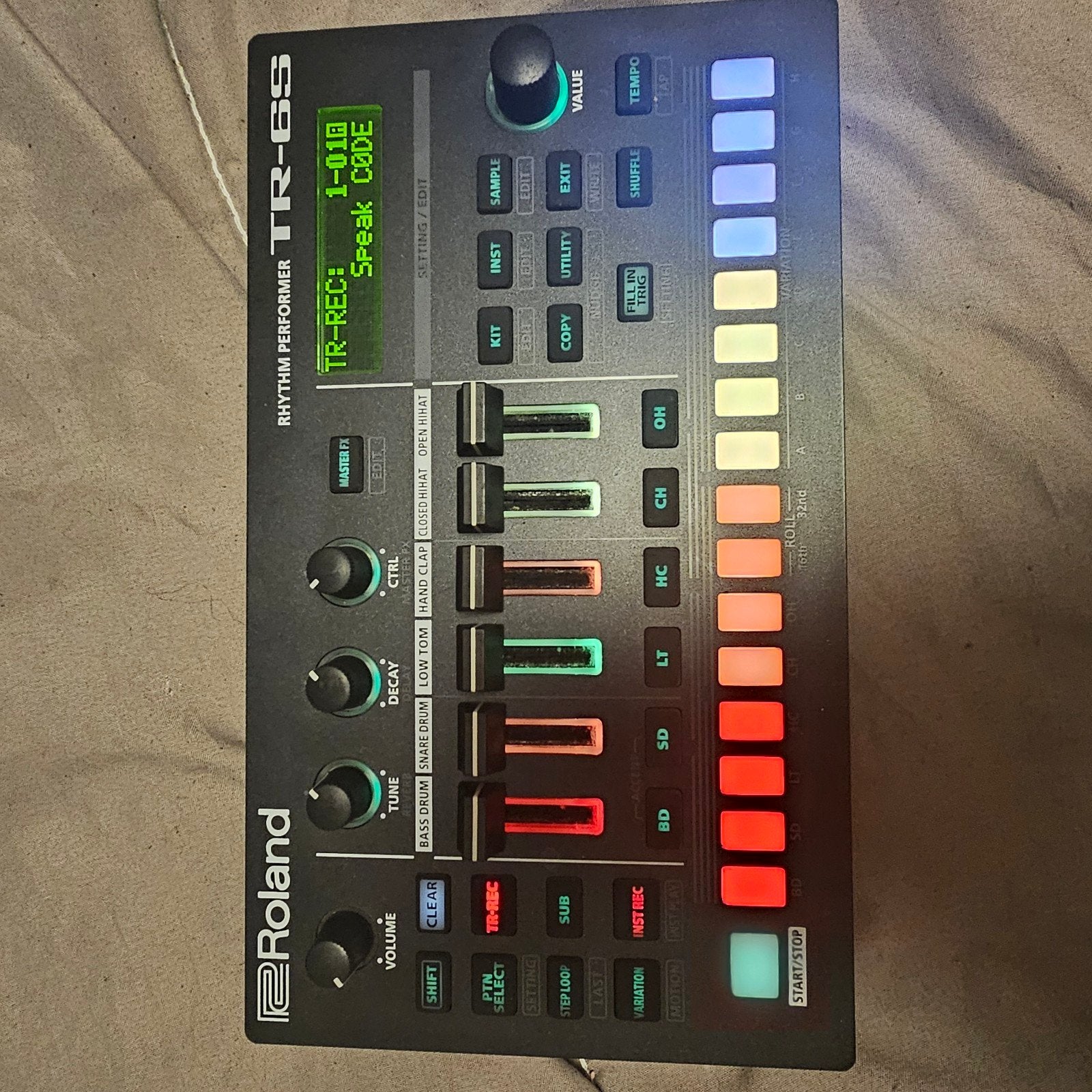 Roland TR-6S Rhythm Performer - Zo goed als nieuw, Muziek en Instrumenten, Ophalen of Verzenden, Nieuw, Roland