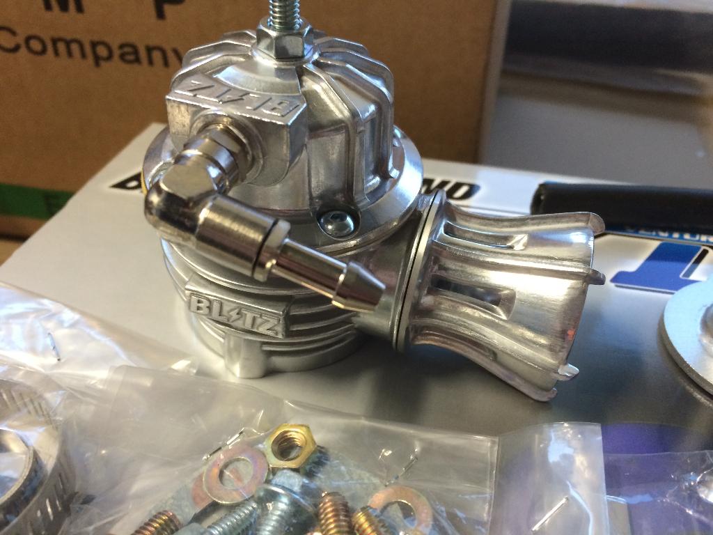 Blitz Blow Off valve kit BOV - Toyota Celica GT4 ST205, Auto diversen, Tuning en Styling, Ophalen of Verzenden