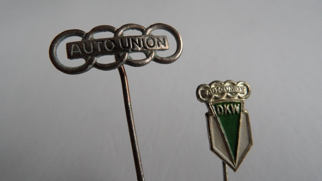 Auto-Union DKW oldtimerauto speldjes 2 x, Verzenden, Gebruikt, Merk, Speldje of Pin