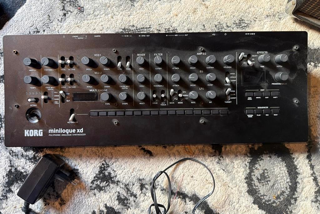 Korg Minilogue XD Polyfone Analoge Synthesizer, Muziek en Instrumenten, Synthesizers, Korg, Zo goed als nieuw, Met midi-aansluiting